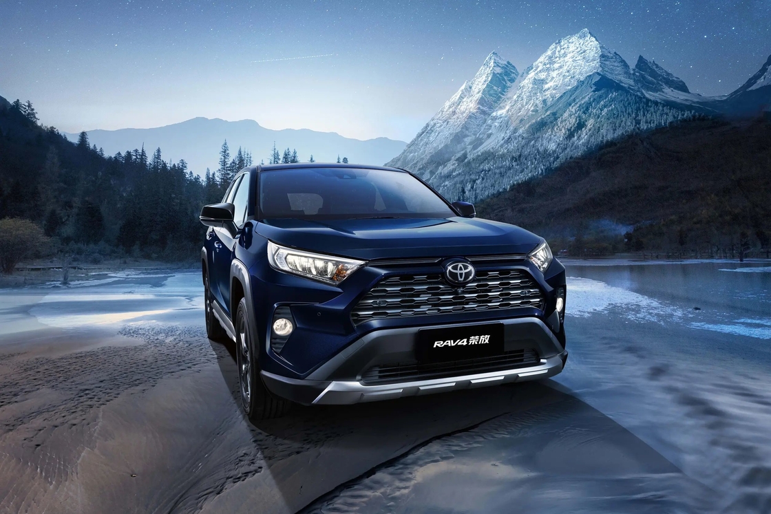 รถยนต์คอมแพคต์ RAV4 Toyota Petrol SUV 2.0L 2.5L เครื่อง FWD AWD 5 ที่นั่ง