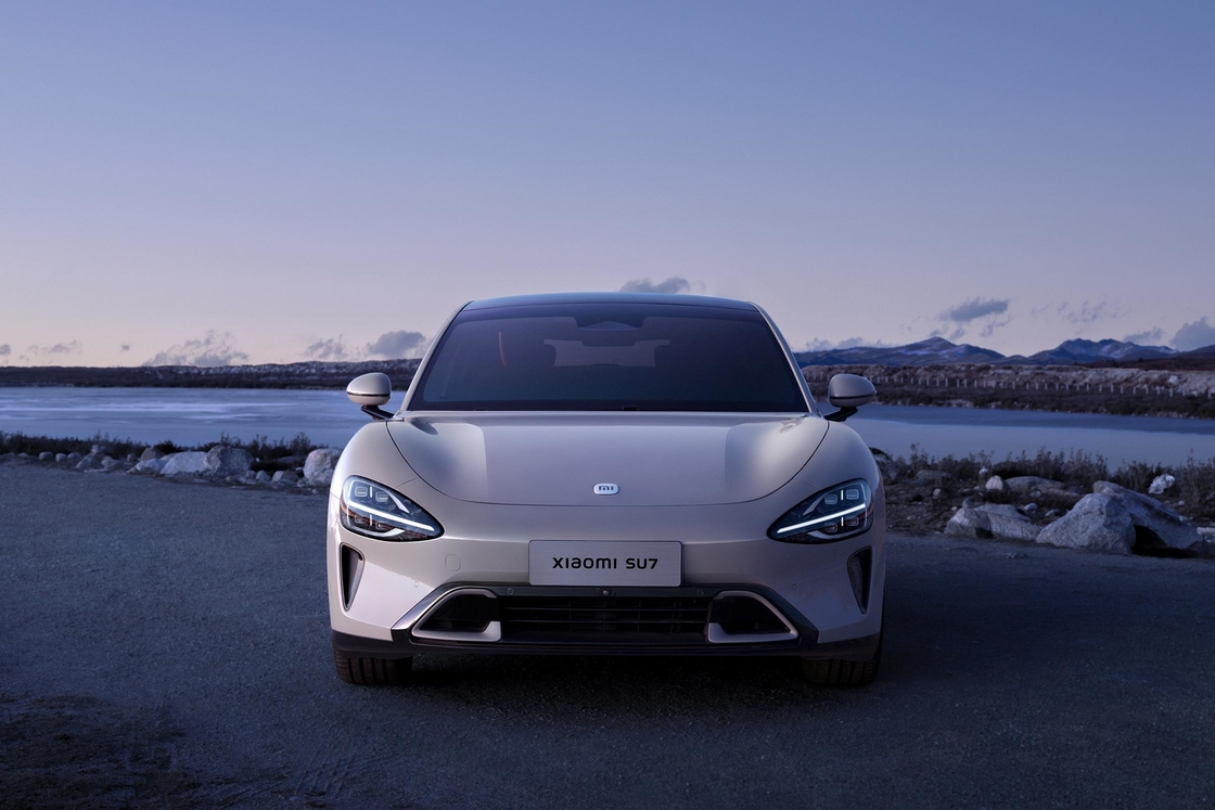 XIAOMI SU7 Sedan AWD All Wheel Drive รถยนต์ไฟฟ้า 800 กม. 101kWh PS 495kw/838nm R19