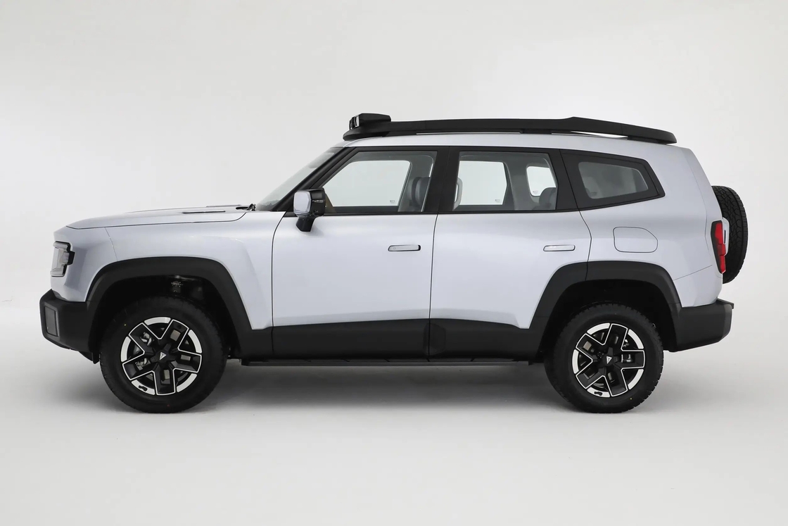 ชานแกน ดีพีบลู เซ็นลาน G318 4ล้อ SUV ไฮบริดไฟฟ้า 4WD รถนอกถนน Ev รถบรรยากาศตามเส้น 318 ซีชวน-ติเบต