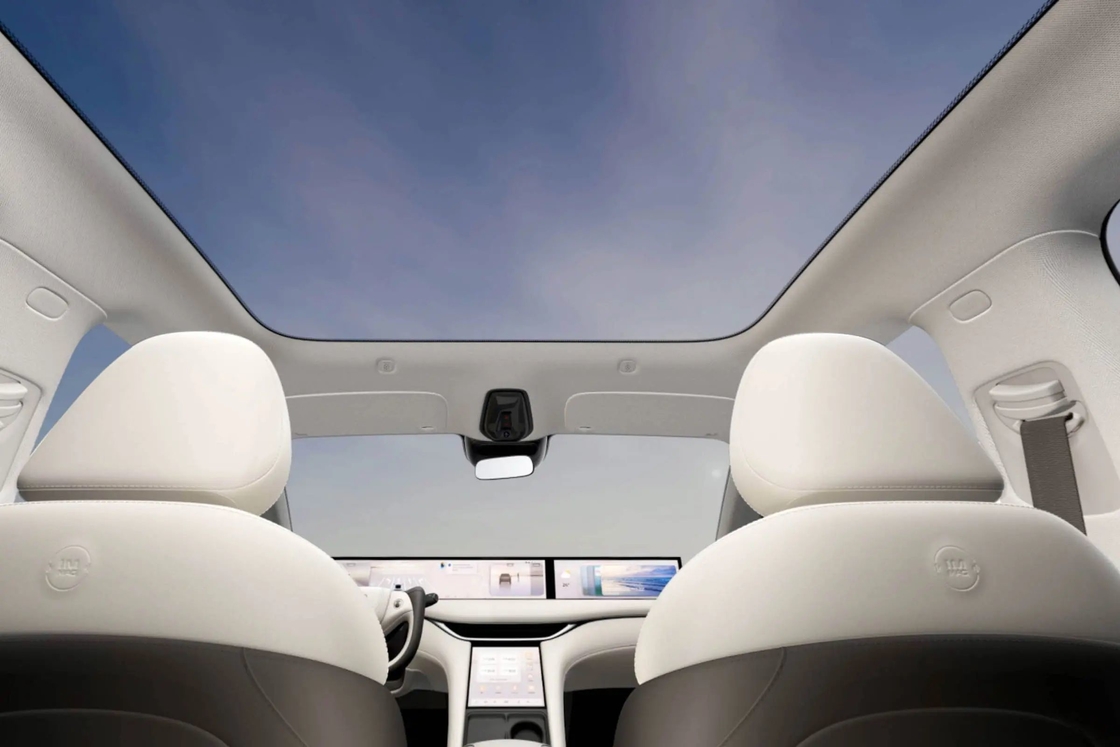 Zhiji LS6 IM รถไฟฟ้า 4 ประตู 5 ที่นั่ง SUV 760 กิโลเมตร ระยะยาว New Energy Electric Car
