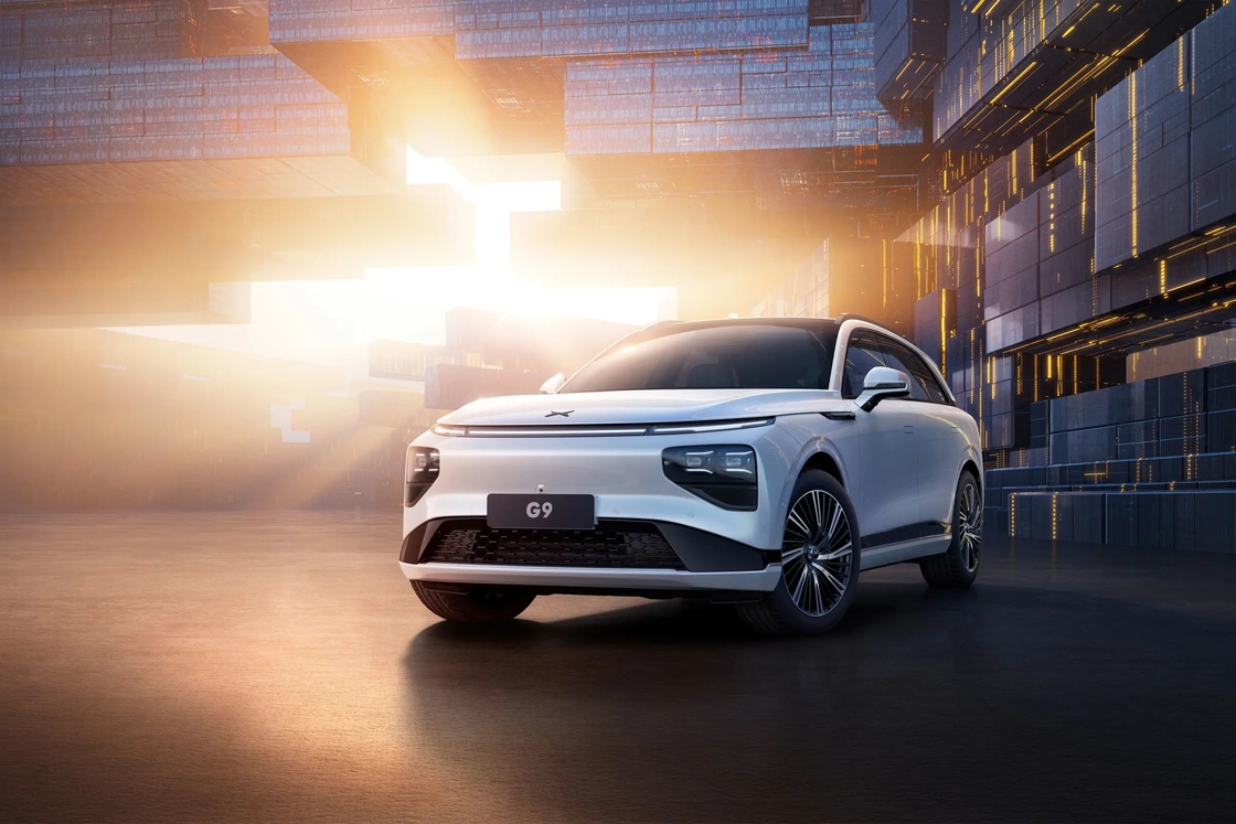 Xpeng G9 SUV รถไฟฟ้าเฉพาะขนาดกลางถึงขนาดใหญ่ 5 ประตู 5 ที่นั่ง รถไฟฟ้าครอสซอเวอร์ Xiaopeng