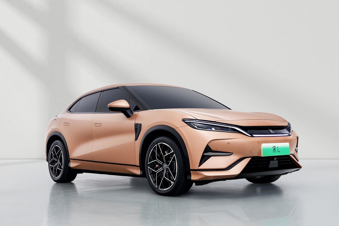 All Wheel Drive BYD Song L รถไฟฟ้า 600km Range 4 ประตู 5 ที่นั่ง SUV