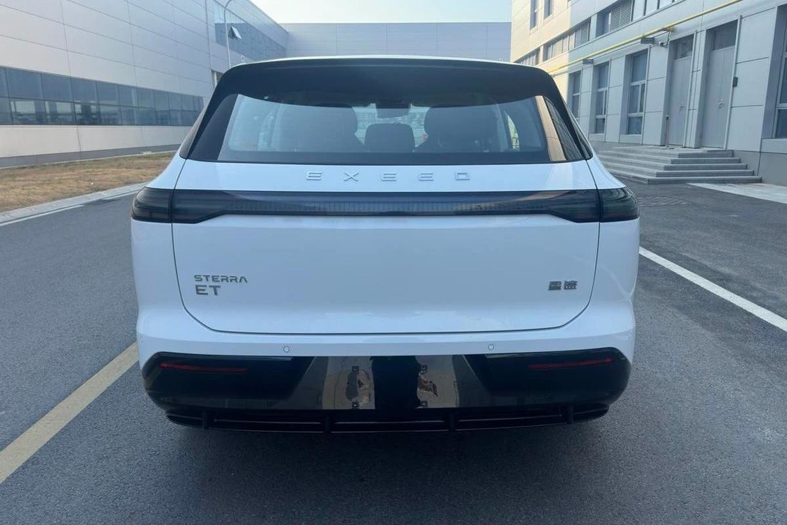 รถยนต์ไฟฟ้า SUV Chery EXEED ET สําหรับผลงานที่น่าตื่นเต้น