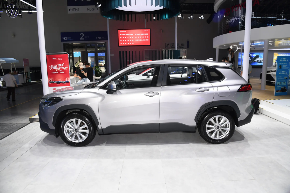 126kW โตโยต้า รถเบนซิน Corolla Sharp 2.0L ไฮบริดไฟฟ้า