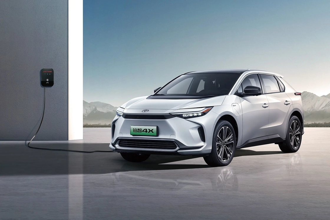 Elektro Toyota Electric Car รถไฟฟ้าบริสุทธิ์ ไฟฟ้าขนาดกลาง Toyota Bz4x SUV ไฟฟ้า