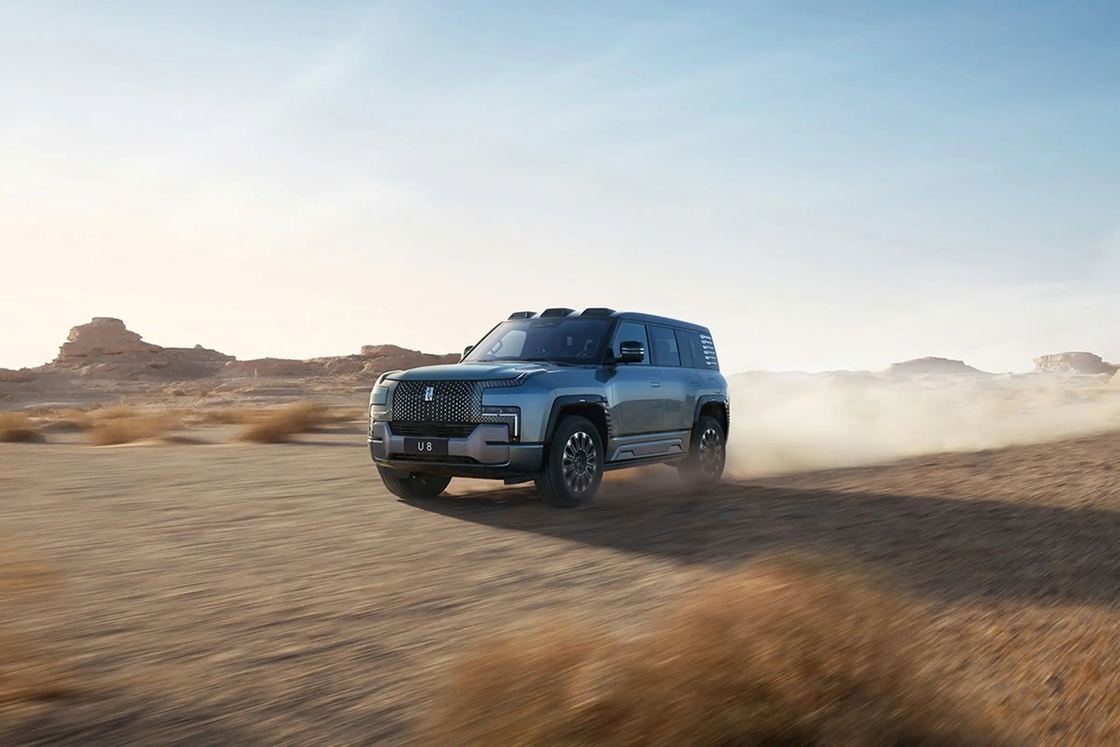 New Off Road Jeep รถยนต์ไฟฟ้า SUV 4X4 รถยนต์ BYD Yangwang U8 ดูขึ้นรถ