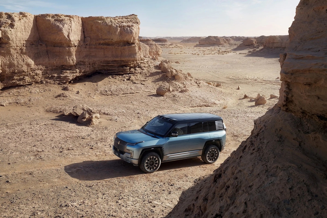 New Off Road Jeep รถยนต์ไฟฟ้า SUV 4X4 รถยนต์ BYD Yangwang U8 ดูขึ้นรถ