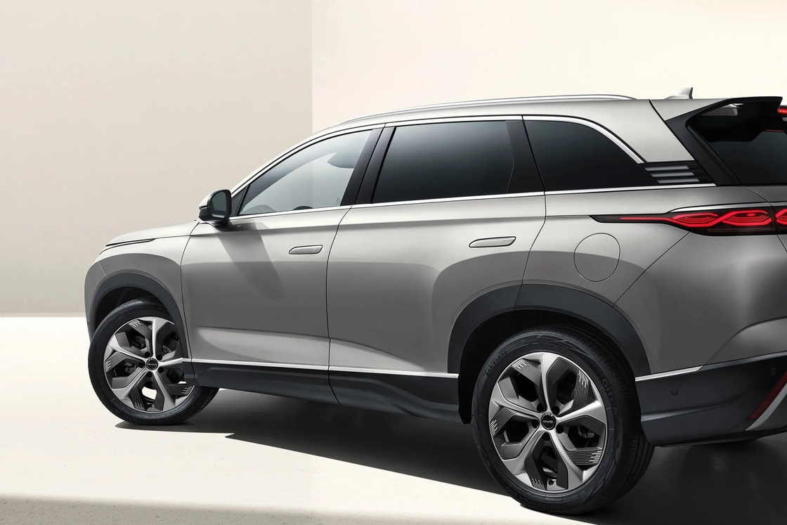 พลังงานใหม่ BYD รถไฟฟ้า BYD Frigate 07 Dm-I EV รถ SUV