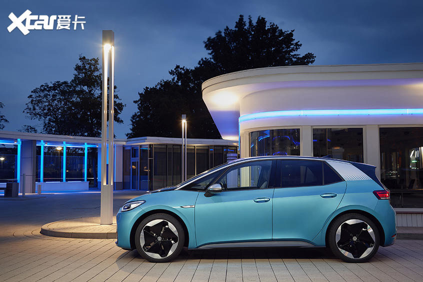 ขนาดกลาง ID 3 Volkswagen รถไฟฟ้า VW ประสบการณ์อนาคตของการขับขี่ที่ยั่งยืน