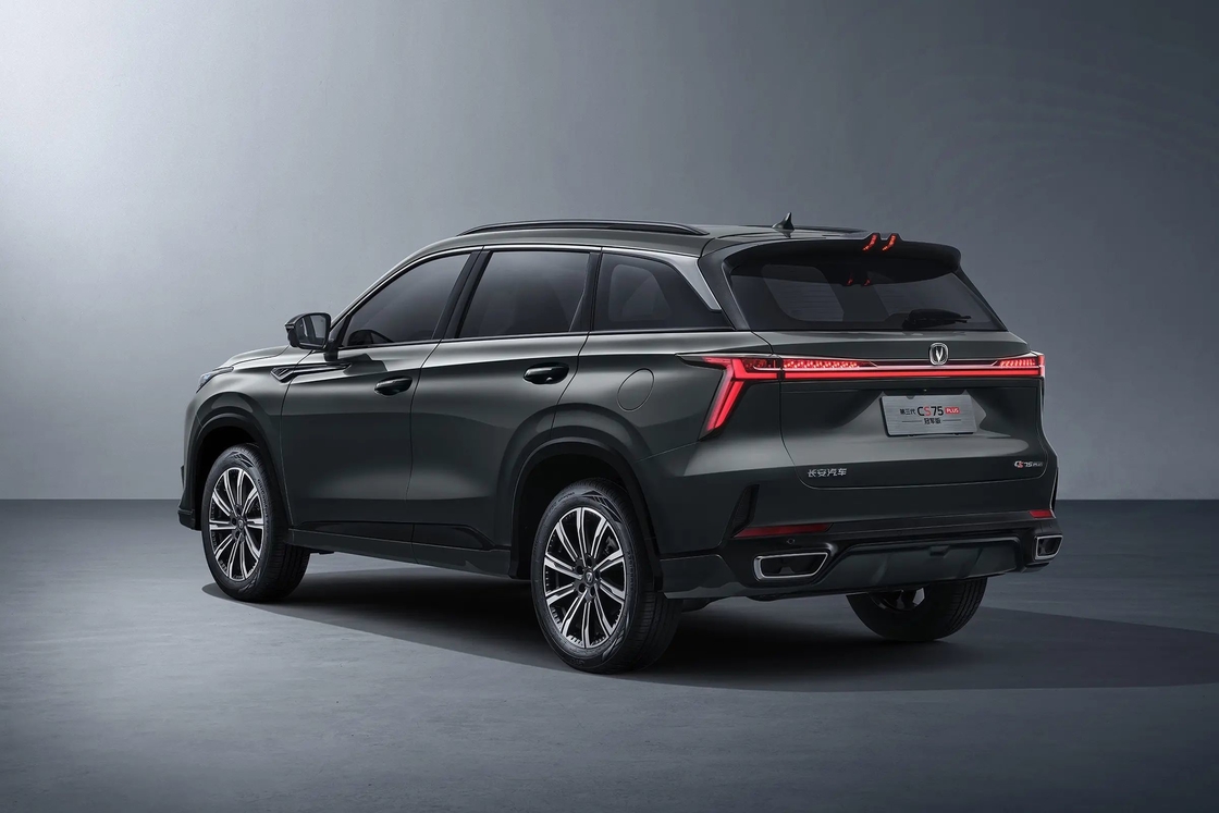 200km/H ขนาดกลาง Changan รถเบนซิน รถเบนซิน ประเภทพลังงาน Changan CS75 Plus