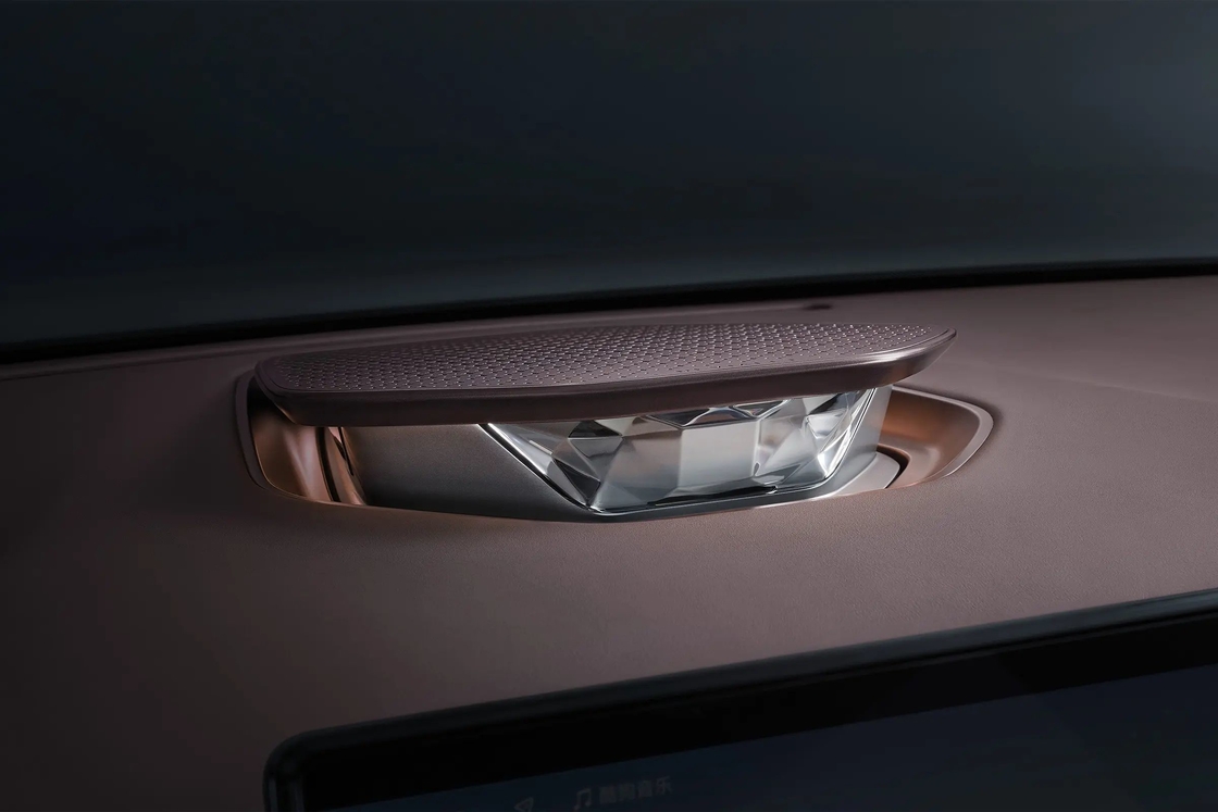 2024 DENZA Z 9 GT รุ่นลักชัวร์ อินเทลเลนท์ พล๊อกอินไฮบริด 5 ประตู 5 ที่นั่ง