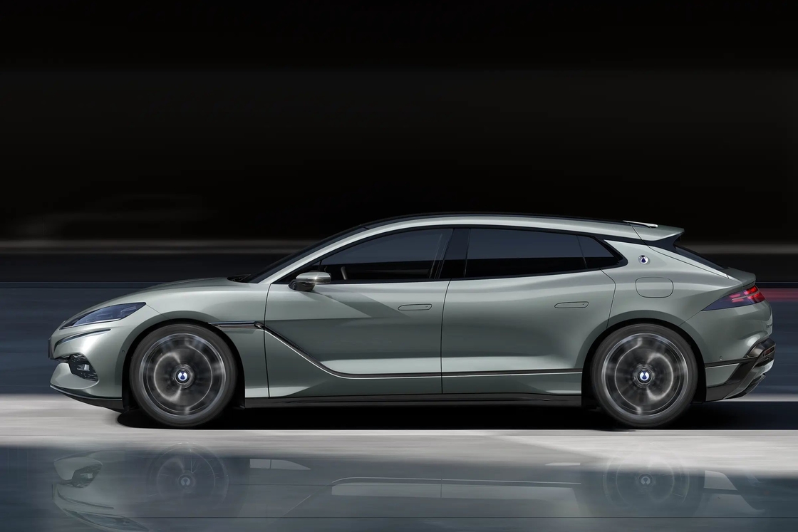 2024 DENZA Z 9 GT รุ่นลักชัวร์ อินเทลเลนท์ พล๊อกอินไฮบริด 5 ประตู 5 ที่นั่ง