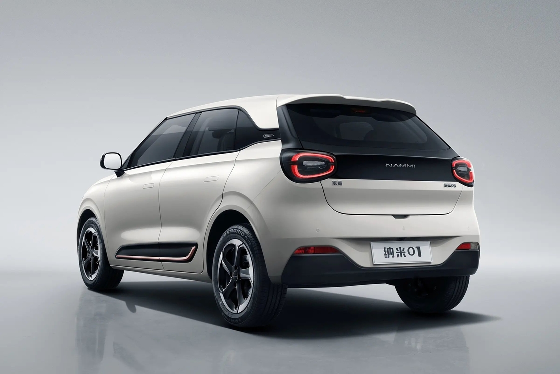 ผลิตในประเทศจีน มินิ SUV Dongfeng Nami 01 ด้วยระบบบันเทิงวีดีโอคุณภาพสูงพร้อมในสต็อค