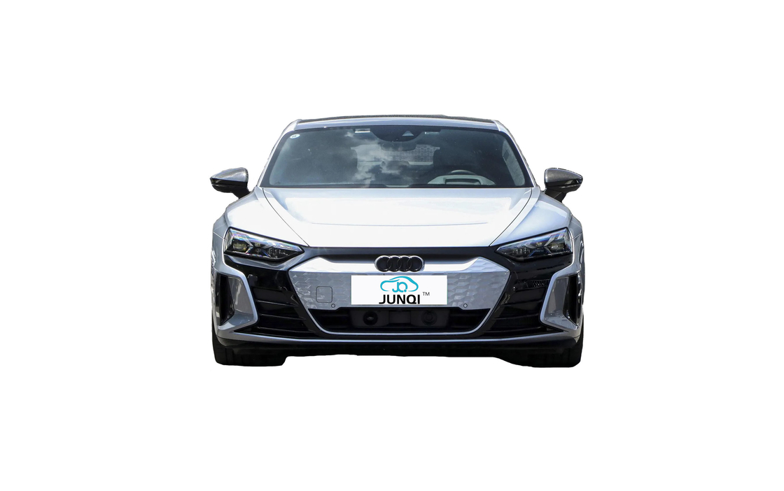 รถ SUV ขนาดใหญ่ของจีน สําหรับ Audi RS E-tron GT 510kW 495km ระยะยาว รถไฟฟ้าบริสุทธิ์สําหรับผู้ใหญ่