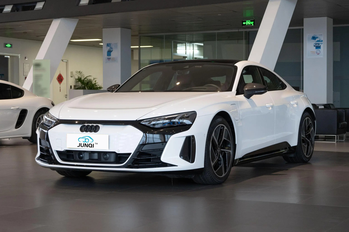 FAW AUDI RS E-Tron Gt 495km รถไฟฟ้าสําหรับผู้ใหญ่ รถพลังงานใหม่ Audi RS E-Tron Gt