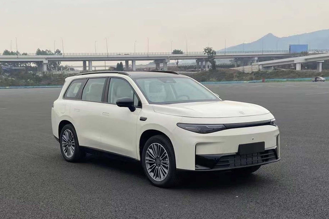 Leapmotor Electric Car Zero Run C16 2024 Extended Range 200 Intelligent Driving Edition สําหรับตลาดประเทศ