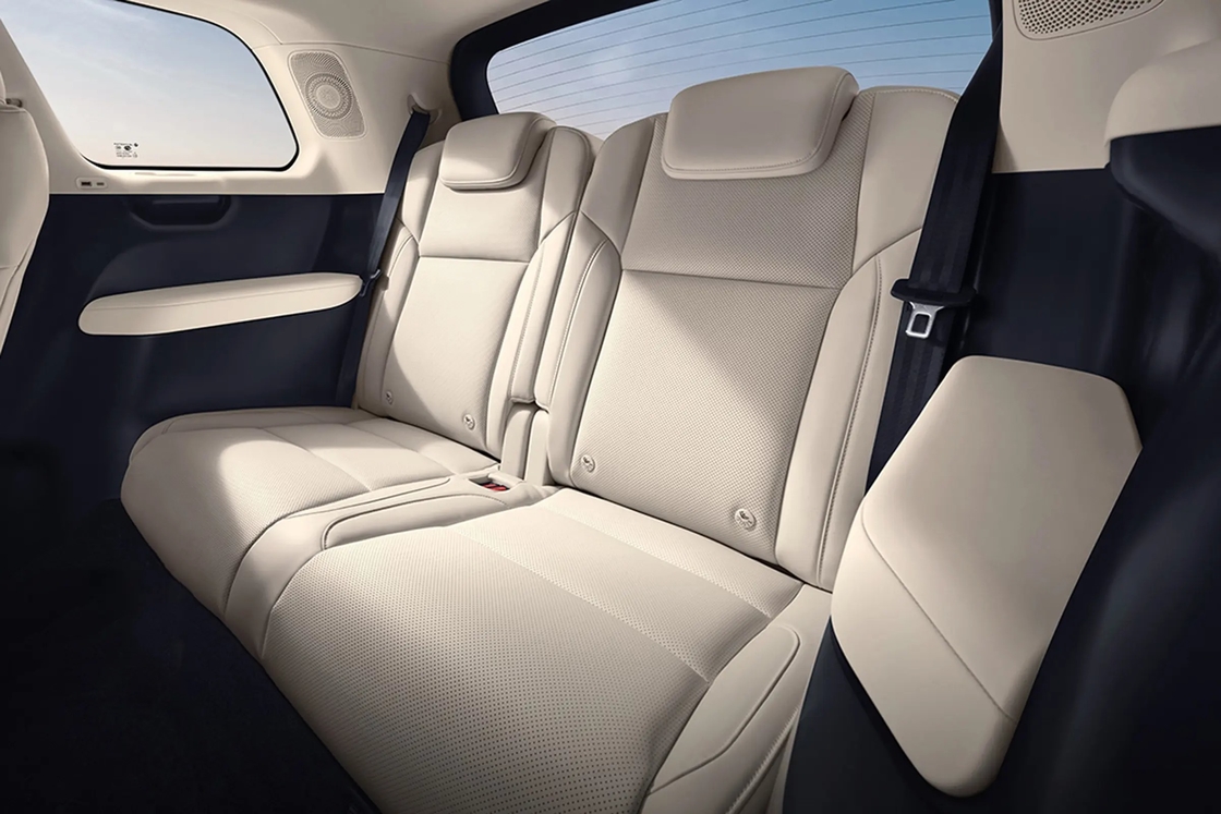 Leapmotor Electric Car Extended Range 200 Edition 3 แถว 6 ที่นั่ง สําหรับการใช้พื้นที่สูง