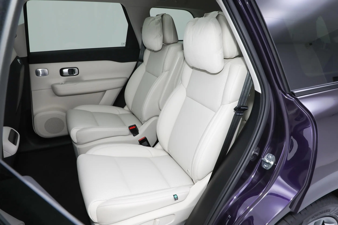 Leapmotor Electric Car Extended Range 200 Edition 3 แถว 6 ที่นั่ง สําหรับการใช้พื้นที่สูง