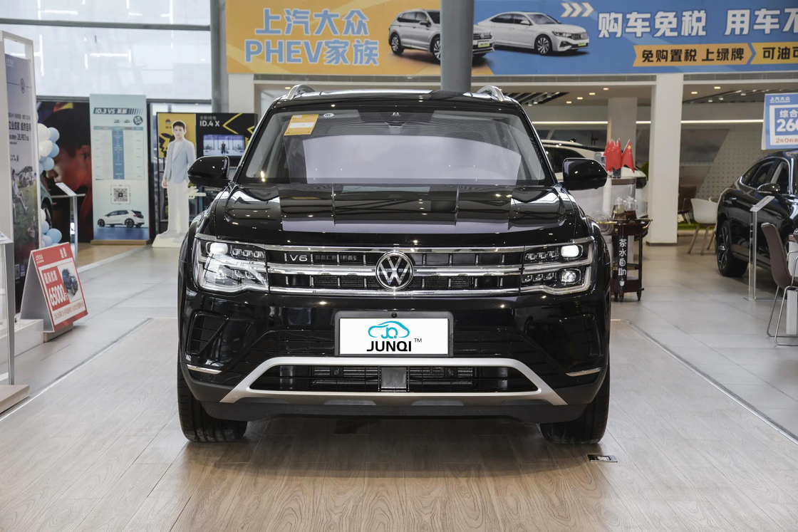2024 ปีขายร้อนรถยนต์เบนซิน SUV กลางรถยนต์ใหม่สําหรับการขาย VW Touron 330TSI